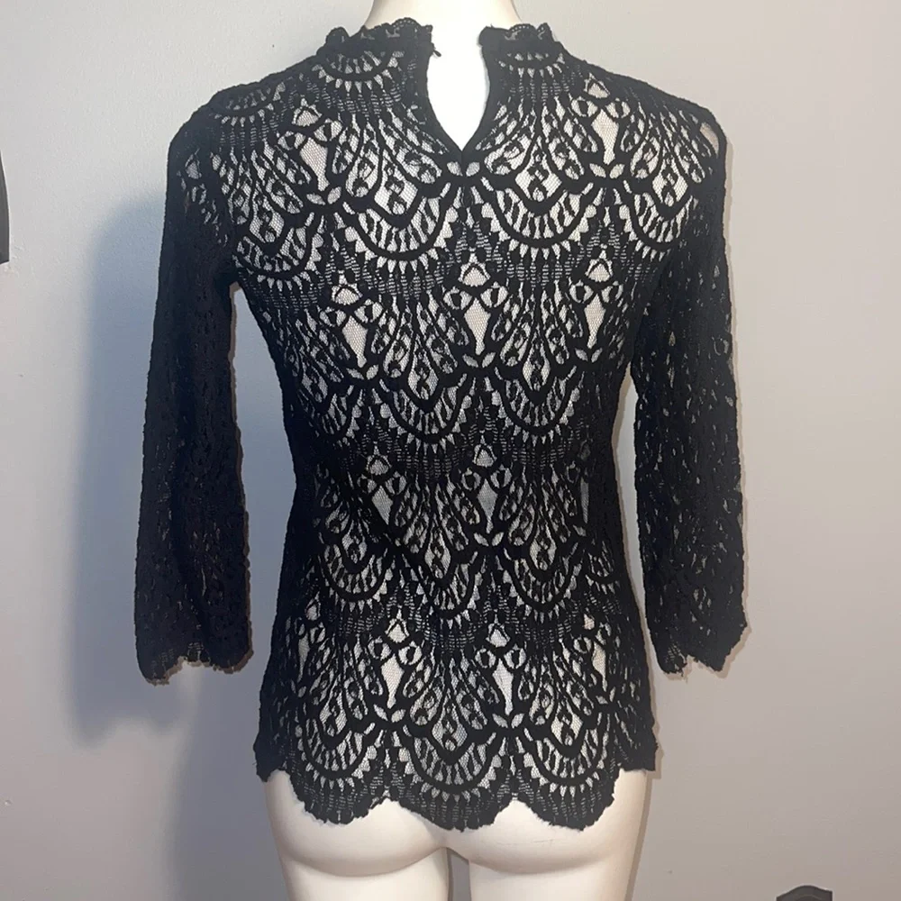 Zara ladies black scalloped lace tunic top. Size medium.